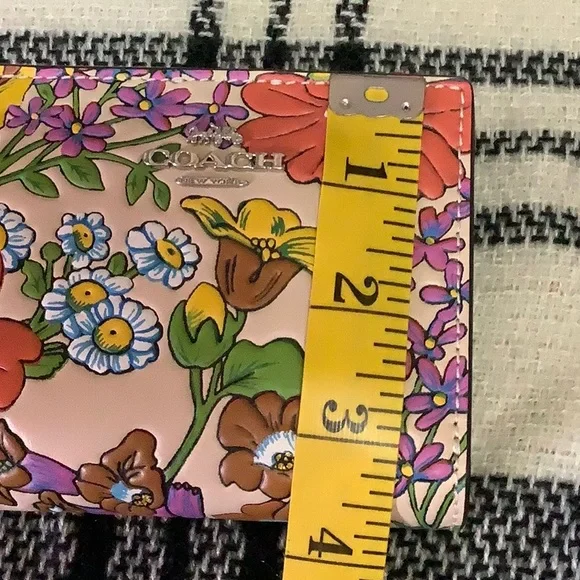 Coach floral leather snap wallet NWT